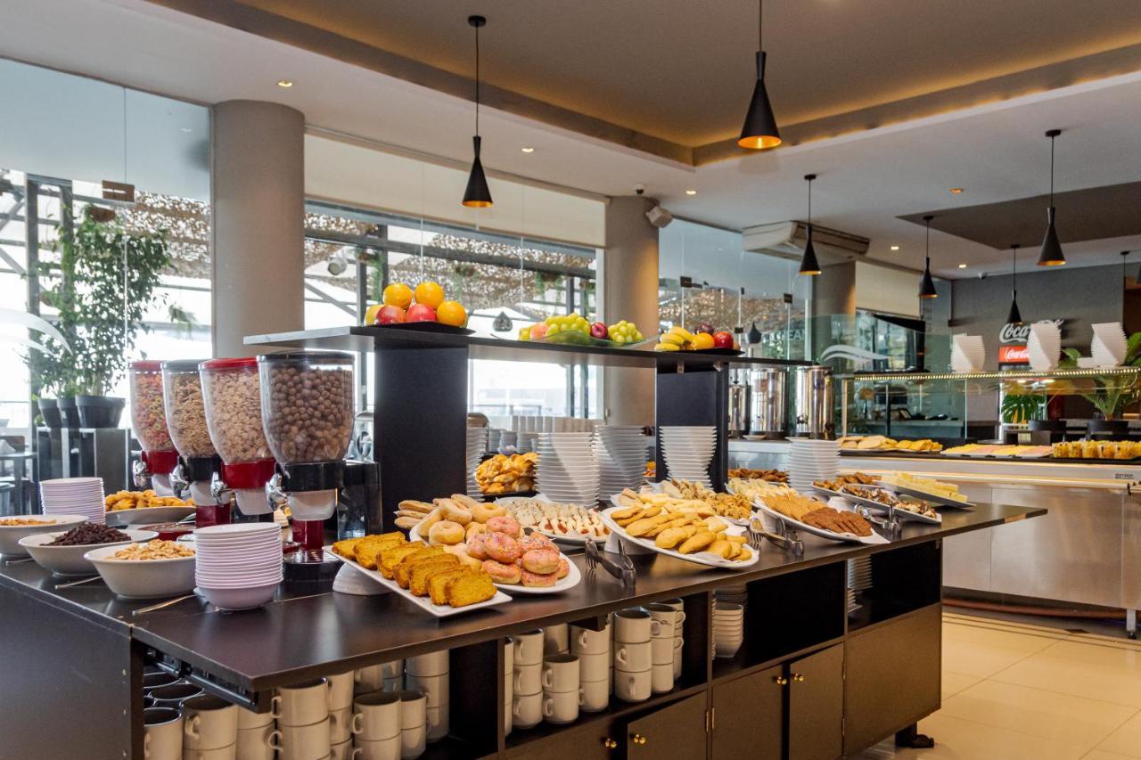 Eleton Resort & Spa Вила Карлос Пас Екстериор снимка