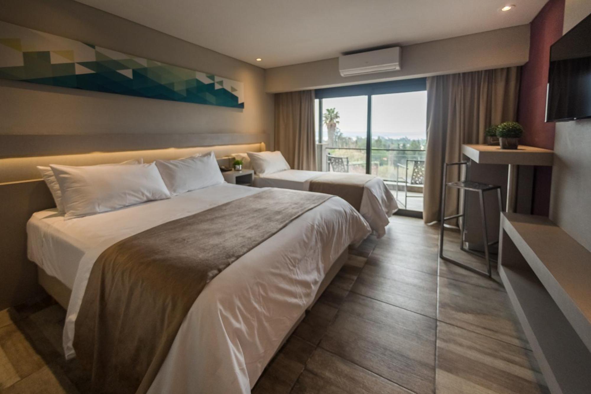 Eleton Resort & Spa Вила Карлос Пас Екстериор снимка