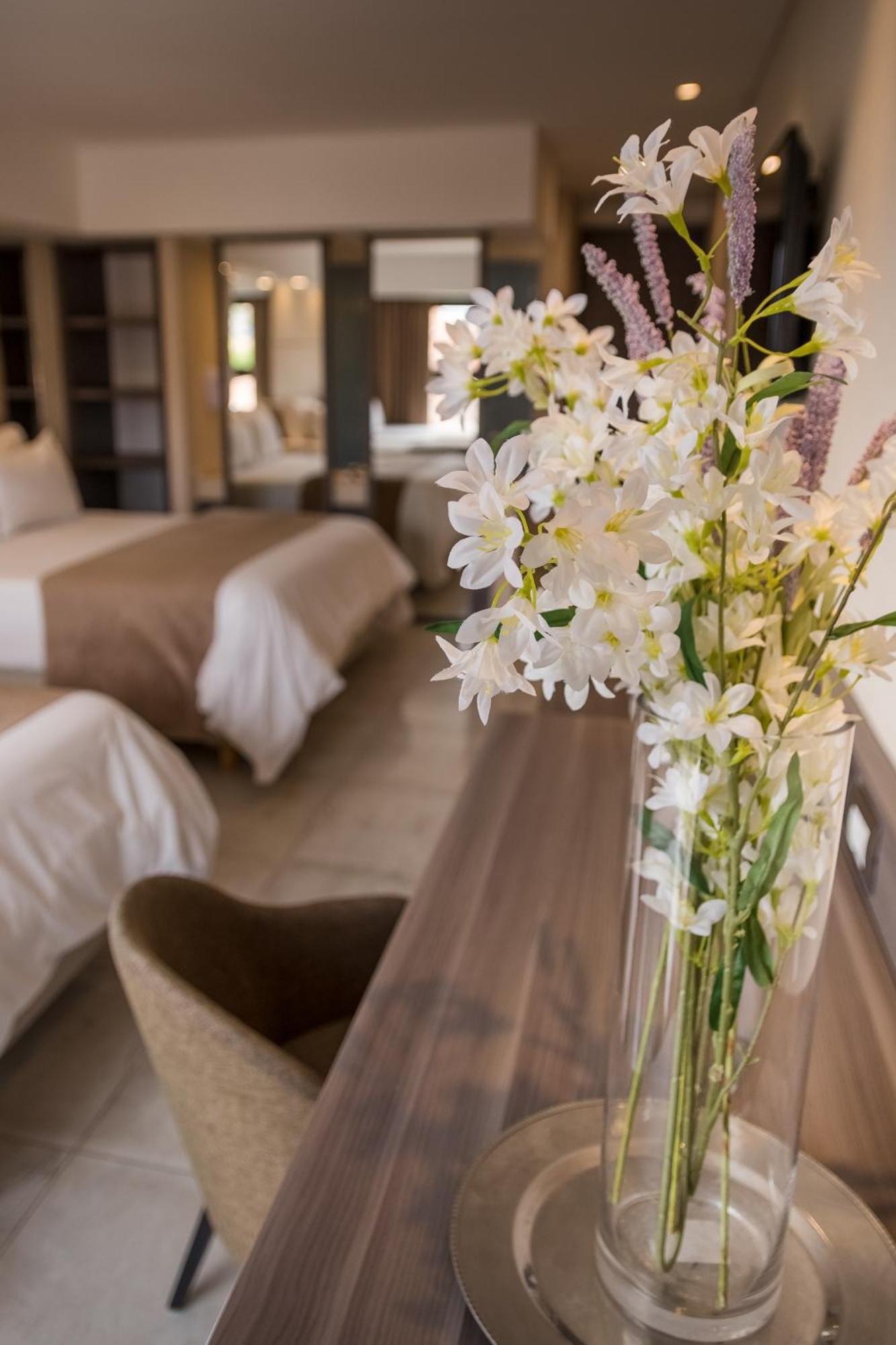 Eleton Resort & Spa Вила Карлос Пас Екстериор снимка